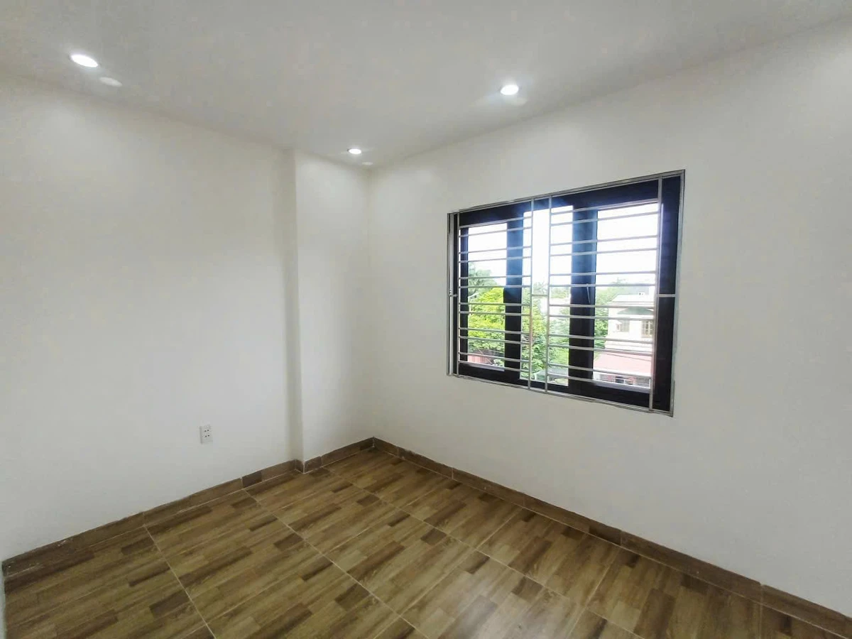 Bán nhà 3 tầng 40m² có sân cổng Đông Hải - Ảnh thu nhỏ 5