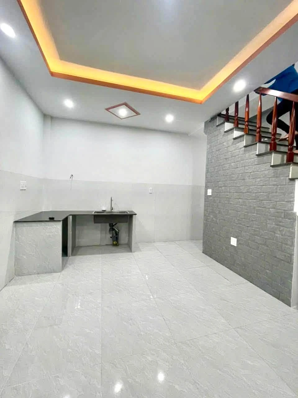 Bán nhà hẻm 3 tầng 23m² gần Lê Đức Thọ, Quận 1 - Ảnh 1