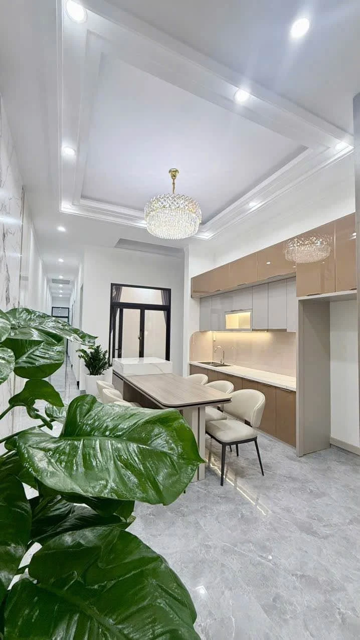 Bán nhà phố 3PN, 128m² hẻm Võ Văn Dũng, 2 tỷ 250 triệu - Ảnh 1