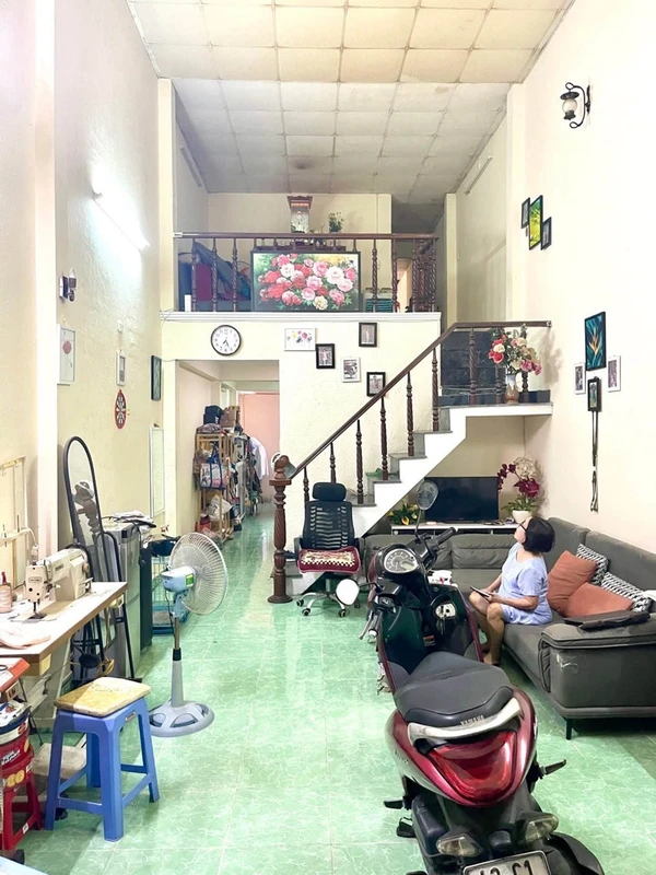 Bán nhà 3 tầng Duy Tân Huế 150m2 5PN datnenbariavt