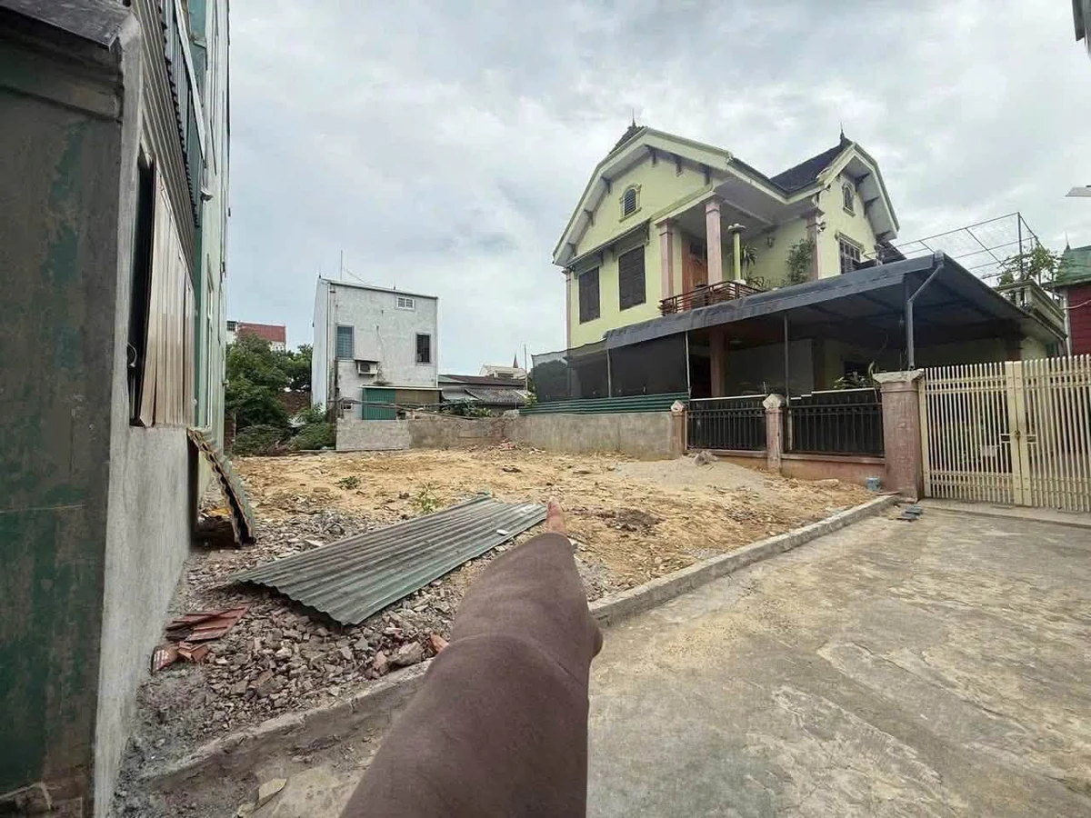 Bán đất nền 67-68m2 ngõ Hà Huy Tập, Tân Bình, giá 2 tỷ 2 - Ảnh thu nhỏ 3