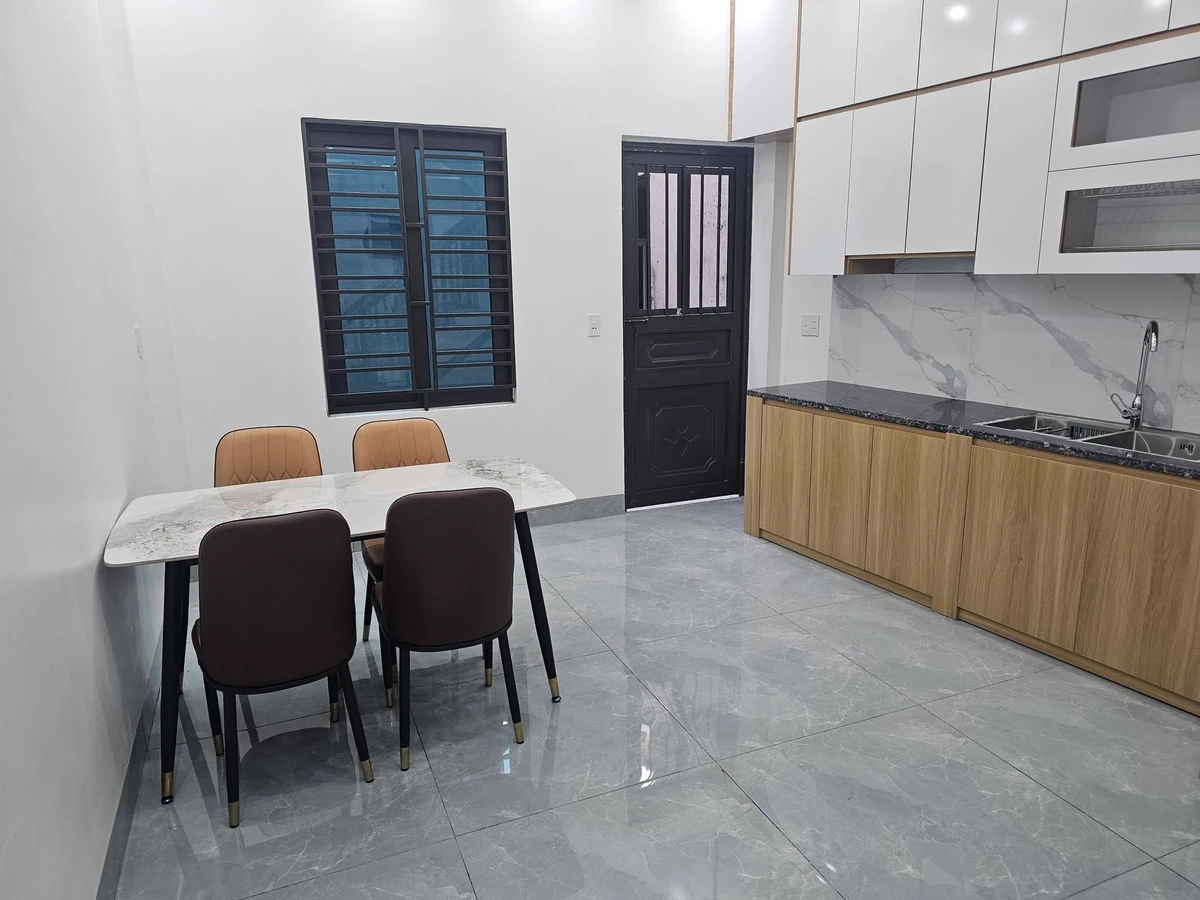 Bán nhà 3 tầng 42m² Quang Trung, Hải Dương, 2.5 tỷ - Ảnh thu nhỏ 2