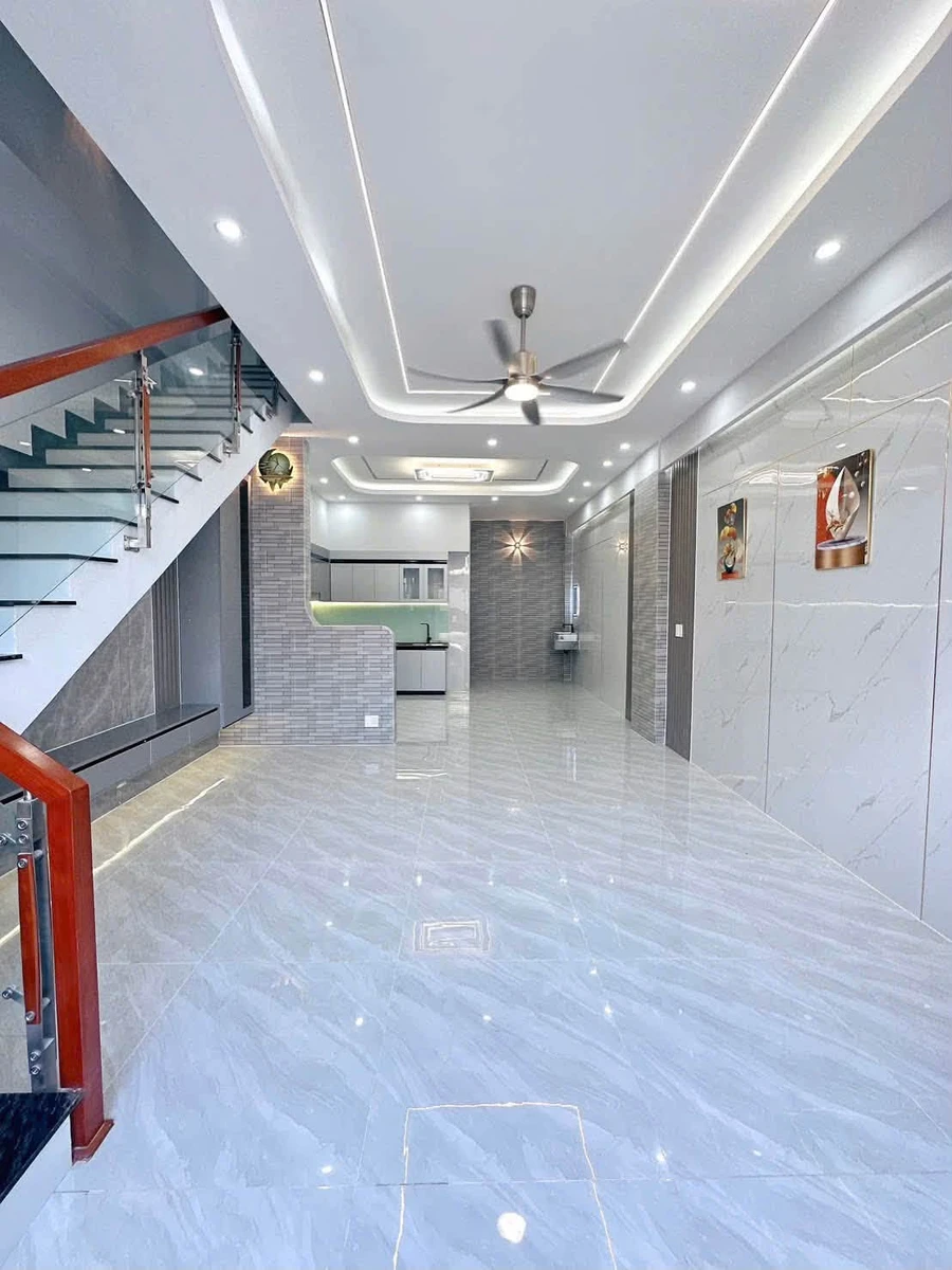 Nhà mới 68m2 bán Dĩ An, gần Thủ Đức, 4 tỷ - Ảnh thu nhỏ 3