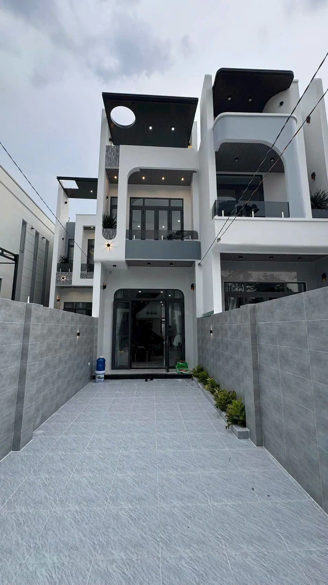 Bán nhà phố 132m2, 4 PN tại Tân Phong, Bình Tân - 4.15 tỷ - Ảnh thu nhỏ 2