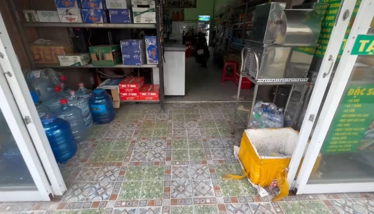 Bán nhà phố 3 tầng mặt tiền chợ 50m2 gần Vòng Xoay An Phú - Ảnh thu nhỏ 2