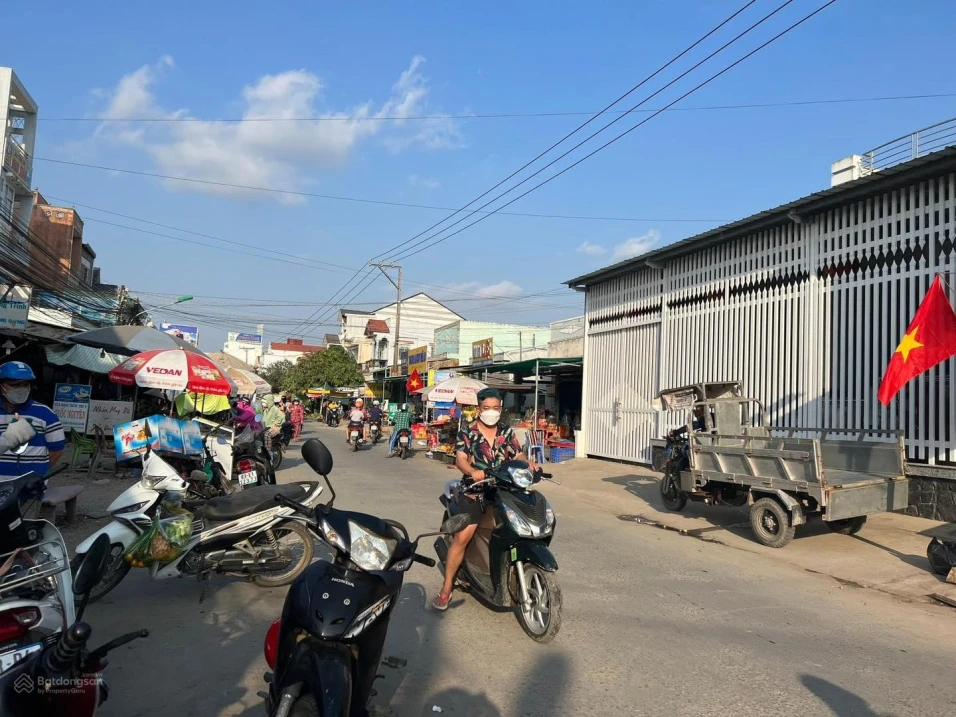 Bán gấp nhà ngay chợ Nhu Gia - Xã Nhu Gia - Thành phố Cần Thơ (Sóc Trăng cũ). Sổ hồng riêng - Ảnh 1