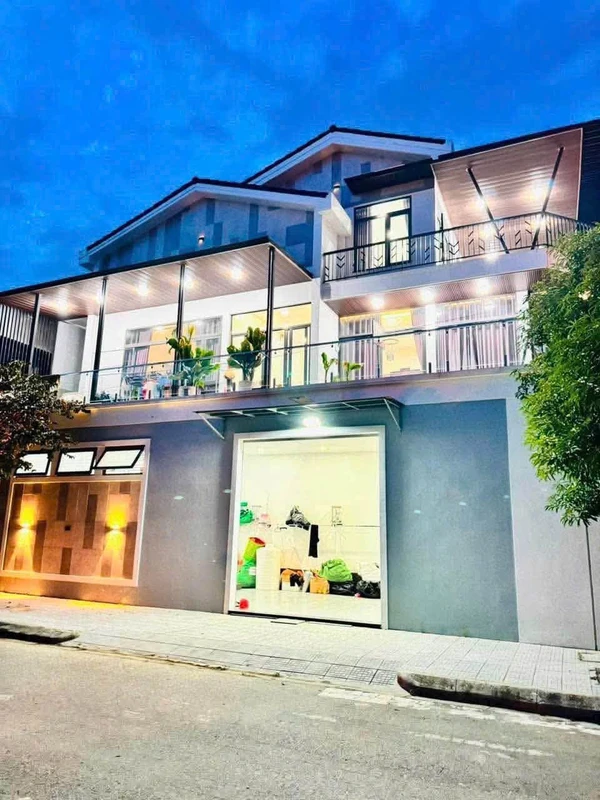 Bán nhà góc 3 tầng 218,5m² khu Phú Mỹ Thượng Huế 6 tỷ