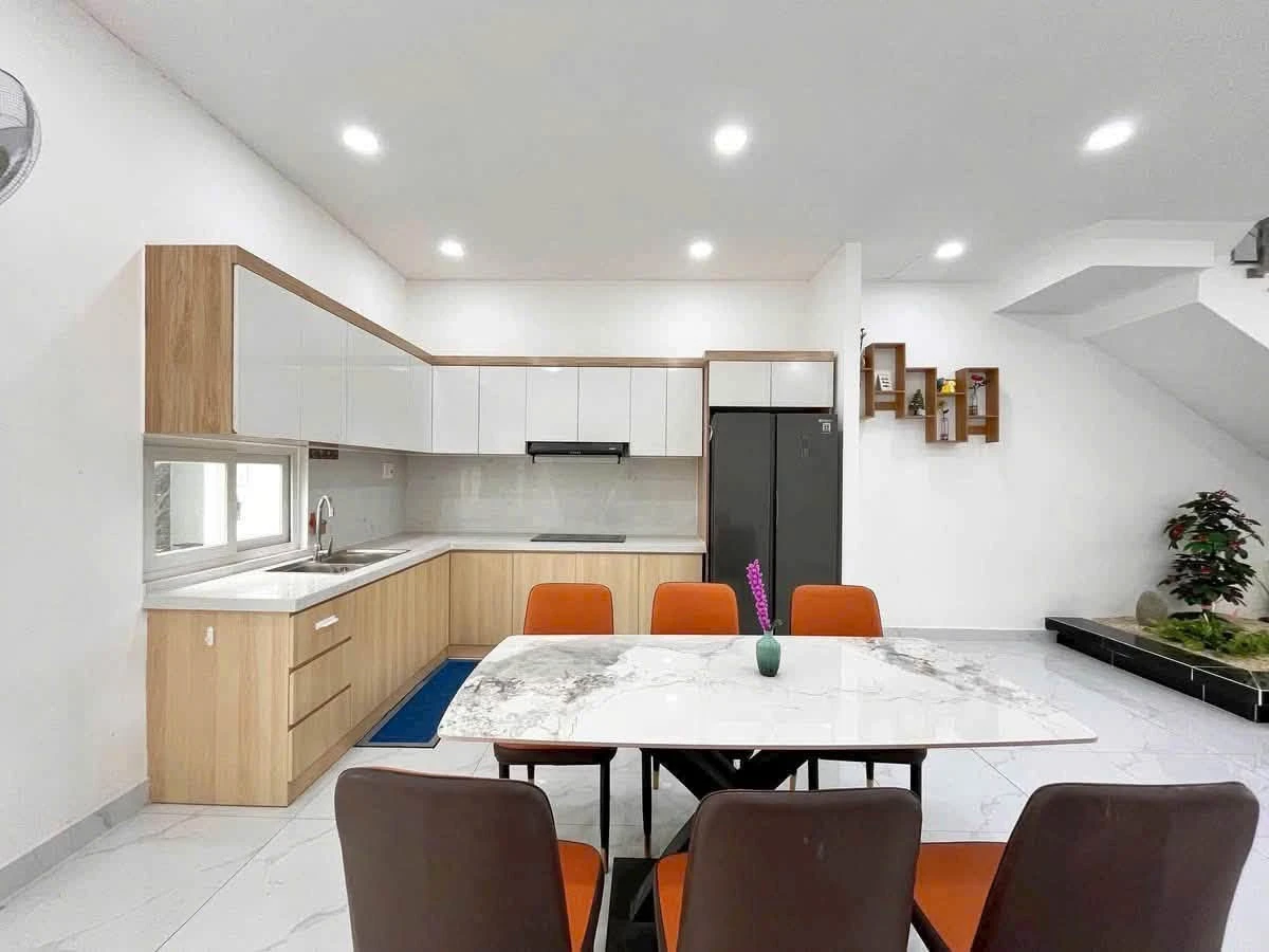Bán biệt thự Bella Villa 1 trệt 2 lầu, 5x17m, 4 phòng ngủ, xã Đức Hòa - Ảnh thu nhỏ 5