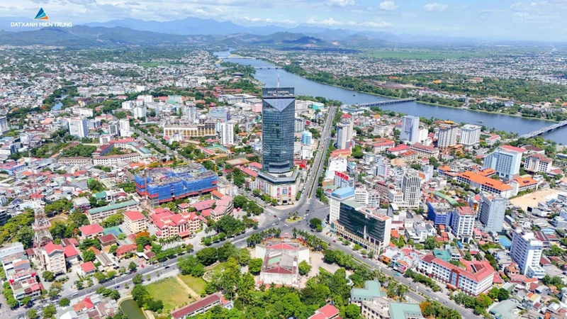 Căn hộ penthouse đầu tiên tại Huế. Vị trí đẹp view ôm trọn sông Hương - Đại Nội