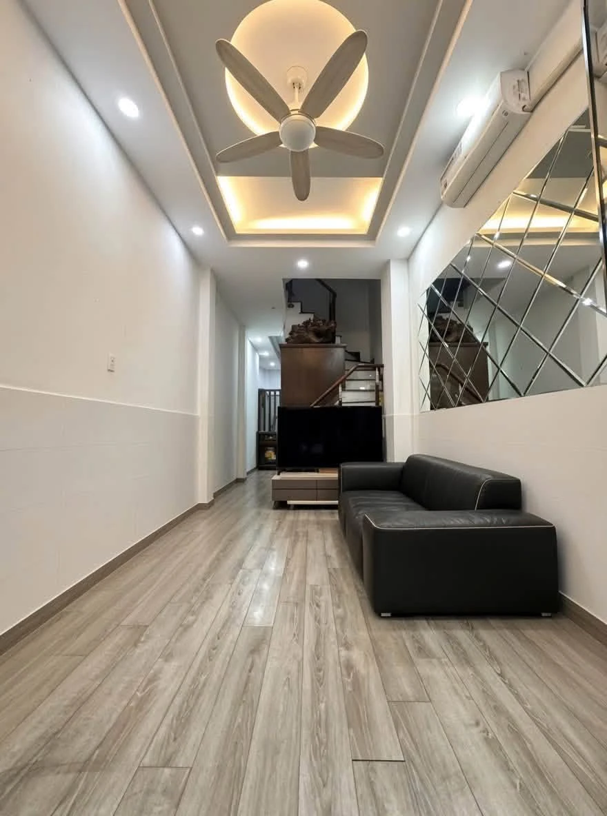Bán nhà 4 tầng 41m² đường Ngô Gia Tự, Quận 10, giá 7,5 tỷ - Ảnh 1