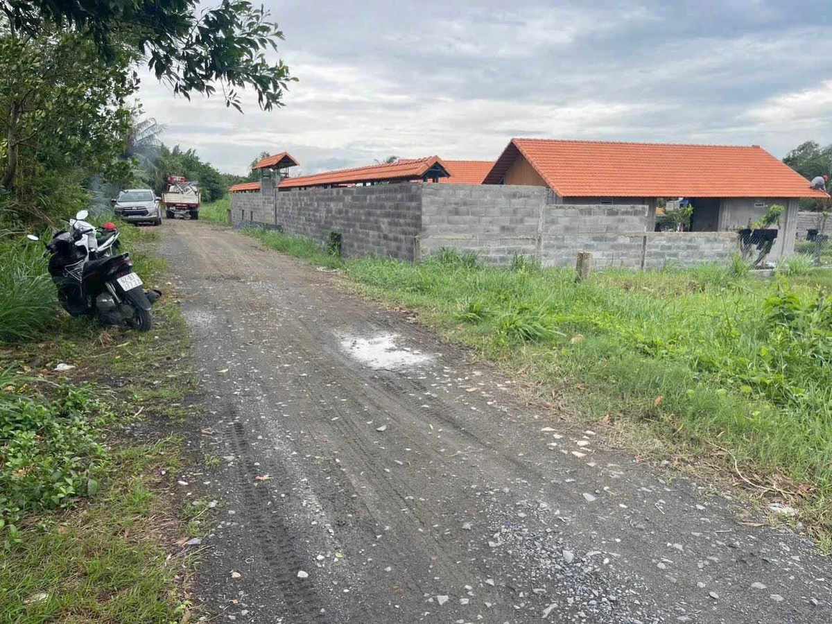 Bán đất thổ cư 5x40m mặt tiền đê sông Vàm Cỏ, giá 660 triệu, Châu Thành, Long An - Ảnh thu nhỏ 2