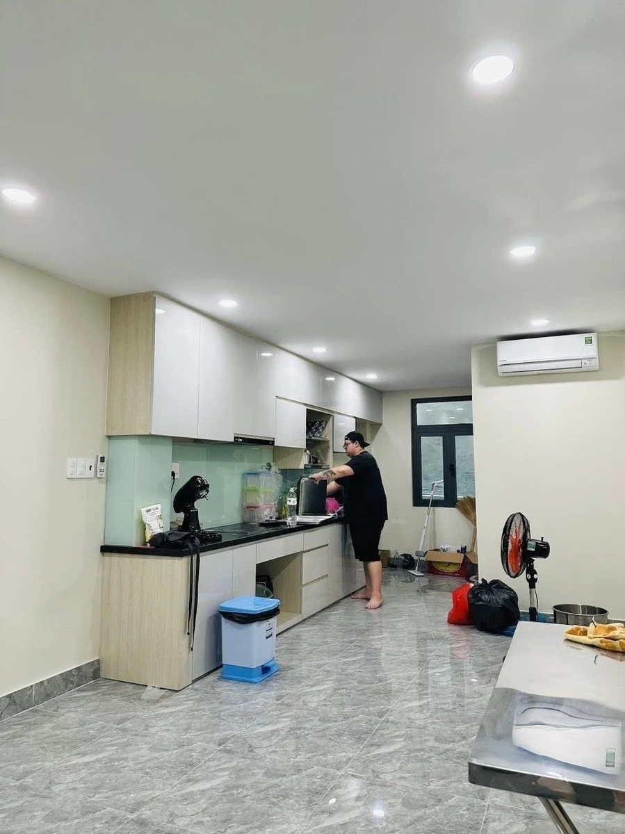 Bán shophouse mặt tiền kinh doanh 90m2, 5 tầng, Quận 10 - Ảnh thu nhỏ 3
