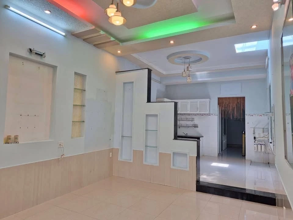 Bán nhà Phường 4 Vũng Tàu 80,7m2, 2 phòng, 4,2 tỷ - Ảnh thu nhỏ 2