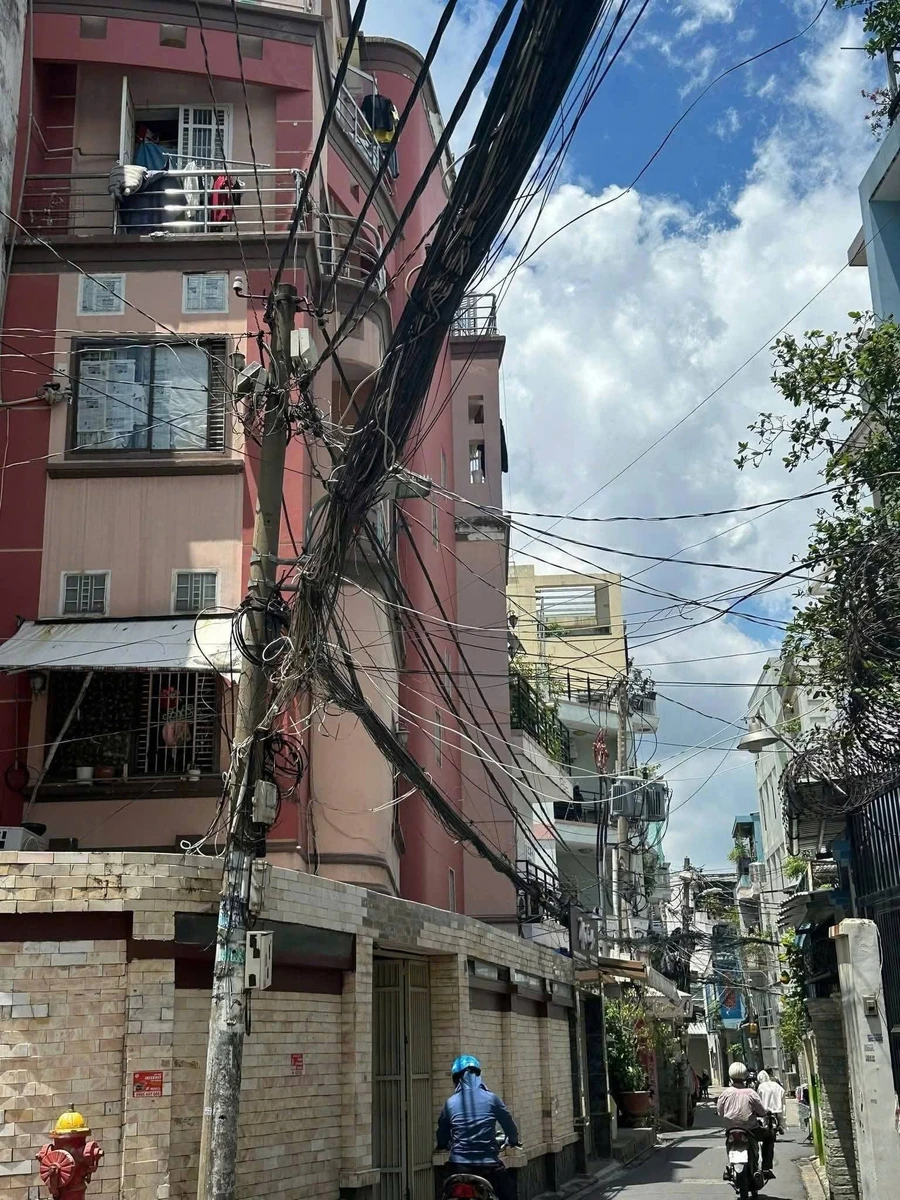 Bán nhà 5 tầng hẻm xe tải Thích Quảng Đức, 85m², 12,5 tỷ - Ảnh 1