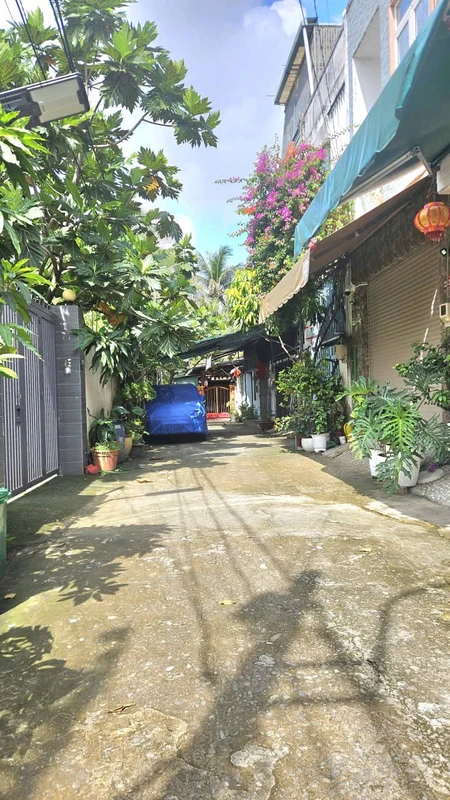 Bán nhà 2 tầng 77m2 hẻm 7 chỗ đường Bùi Hữu Nghĩa, sát Quận 1 boulevar