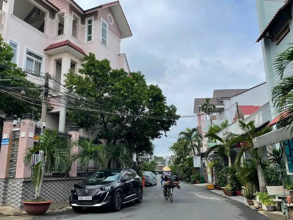 Bán nhà 3 phòng ngủ 103m² Nguyễn Bảo Đức, Tam Hiệp, 3.9 tỷ - Ảnh 1