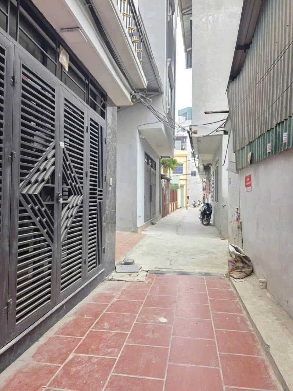 Bán nhà 5 tầng mới 30m², 3 phòng ngủ, Yên Nghĩa, Hà Nội - Ảnh 1