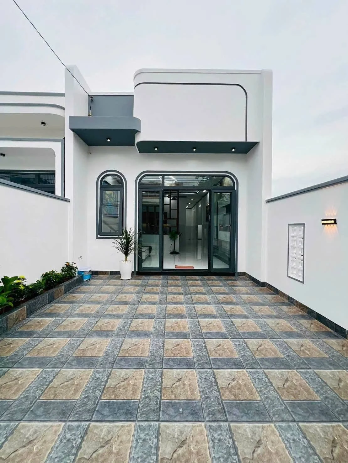 Bán nhà mới 2PN 105m2 đất ở, Bình Tân - 1 tỷ 680 triệu - Ảnh 1