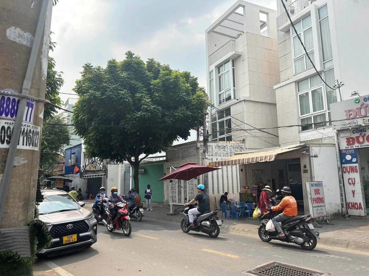 Bán nhà mặt tiền Âu Dương Lân 105m2, 14 tỷ - Ảnh thu nhỏ 4