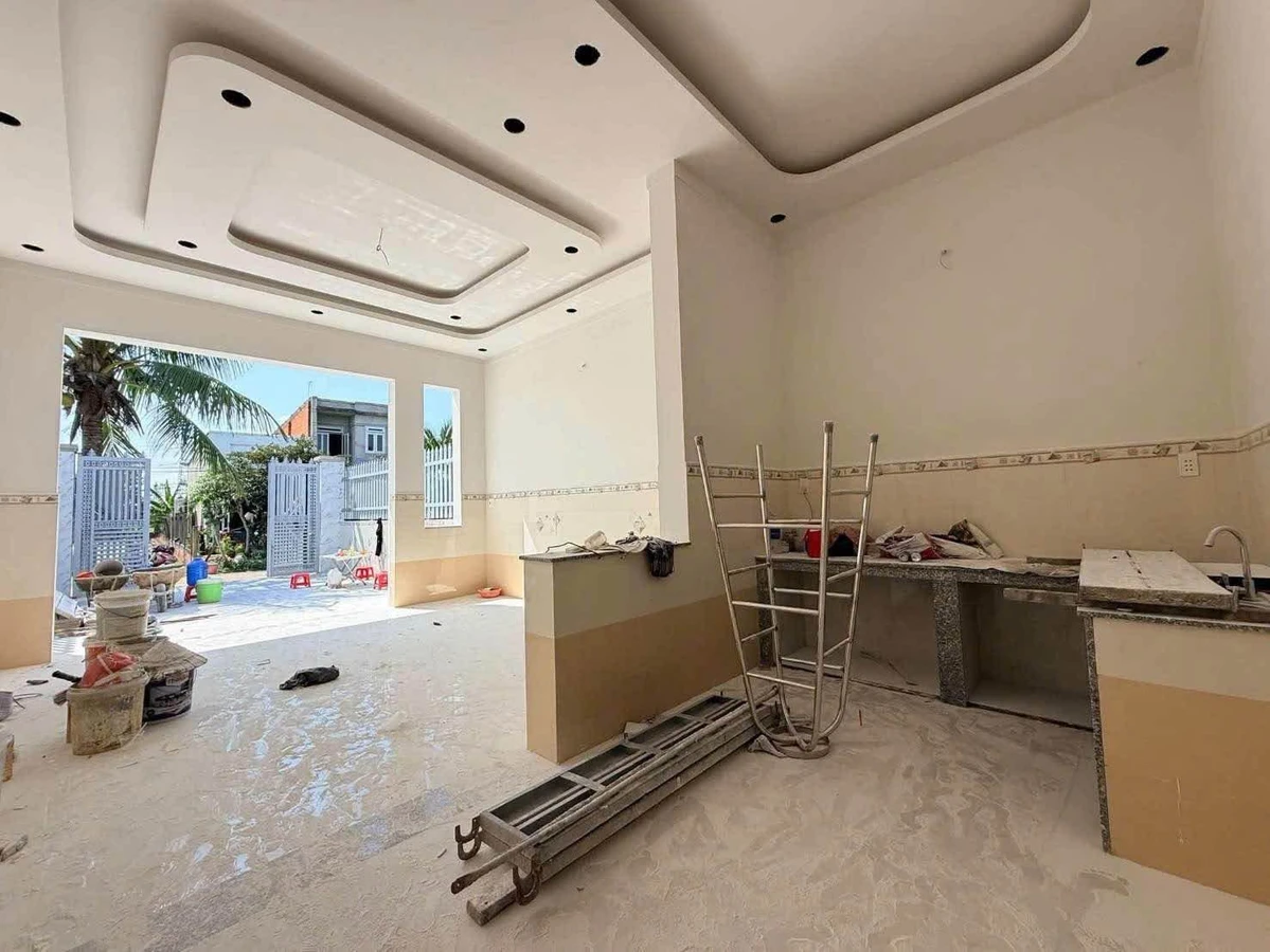 Bán nhà 3PN 5x30m thổ cư sổ hồng riêng tại thị trấn Đức Hòa, giá 1,5 tỷ - Ảnh thu nhỏ 2