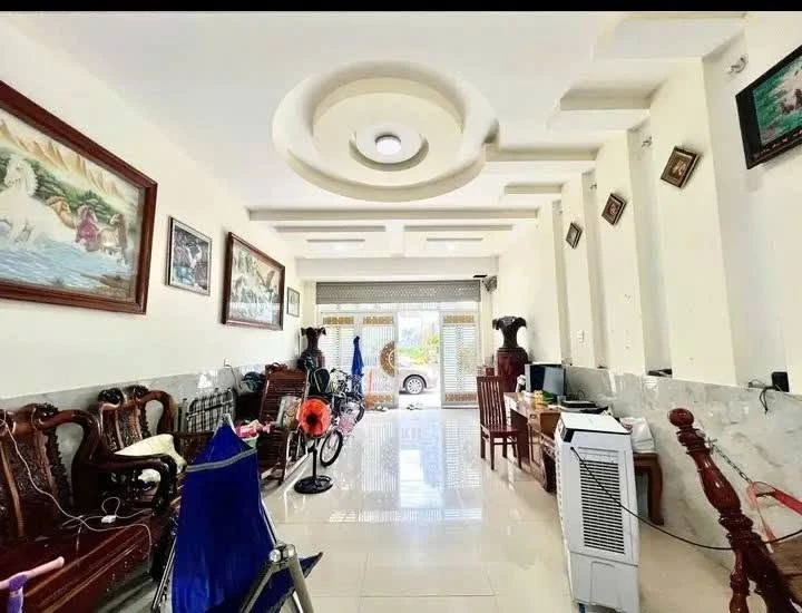 Bán nhà mặt tiền Đỗ Hành, Phan Thiết, 100m2, 3PN, 5,5 tỷ - Ảnh 1