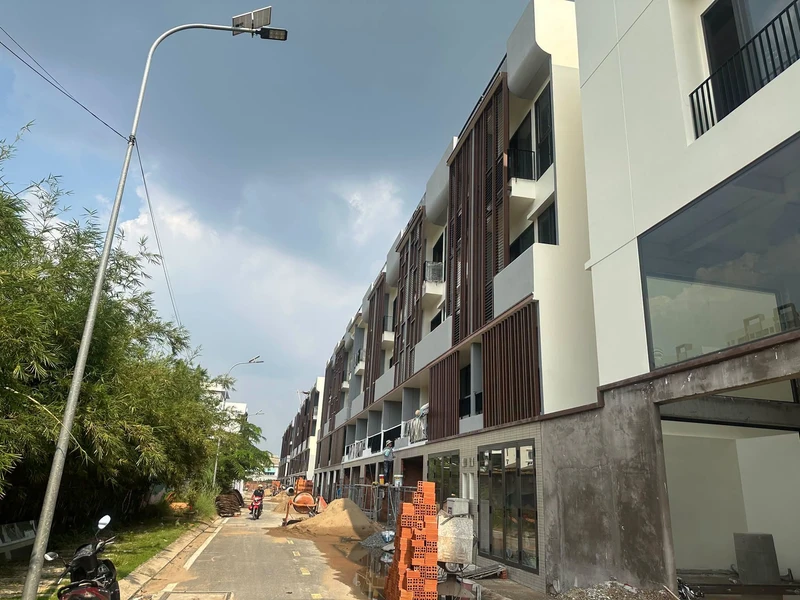 Bán đất 300m2 hẻm ô tô gần chợ, trung tâm Gia Nghĩa, Lâm Đồng, giá 880 triệu khaithac