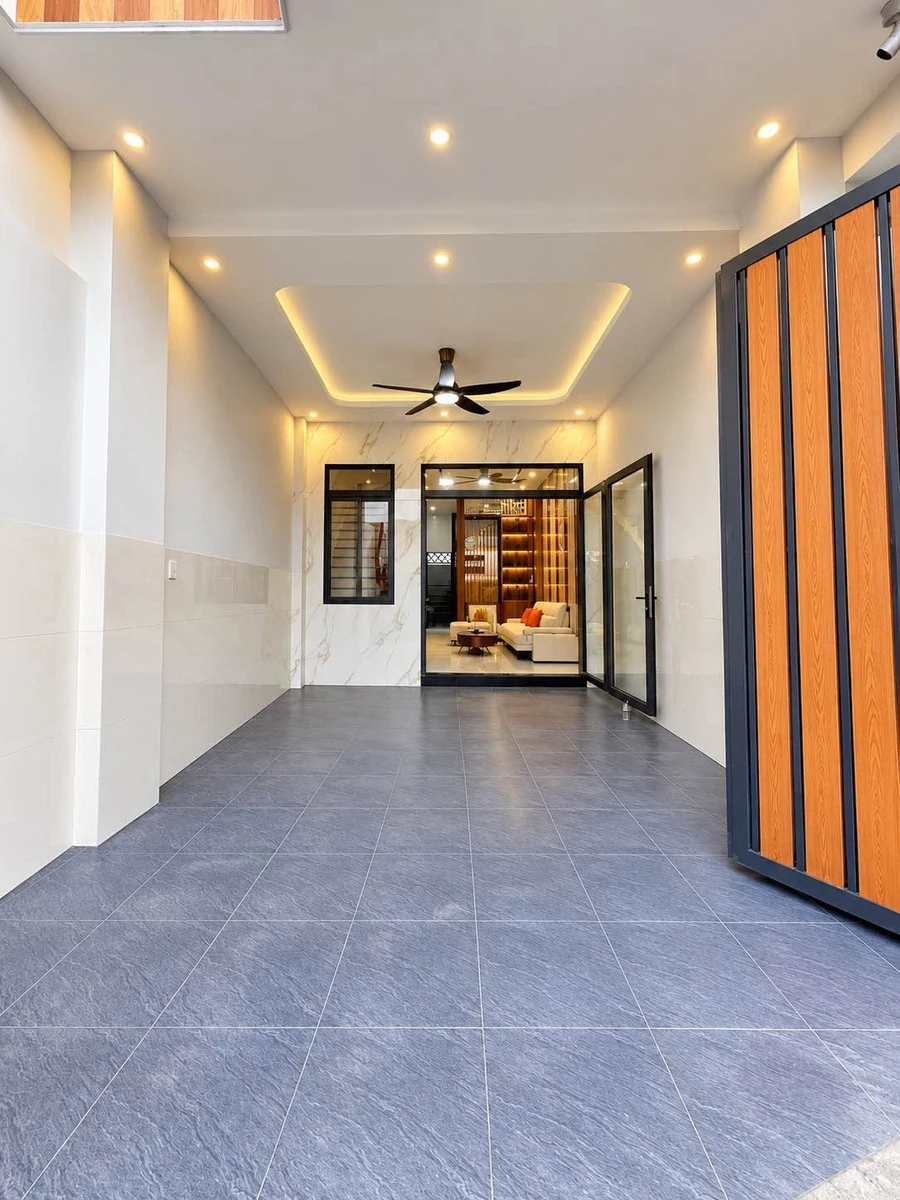 Bán nhà 1 trệt 2 lầu 76,5m² đường Đồng Khởi, Bình Tân - Ảnh thu nhỏ 2