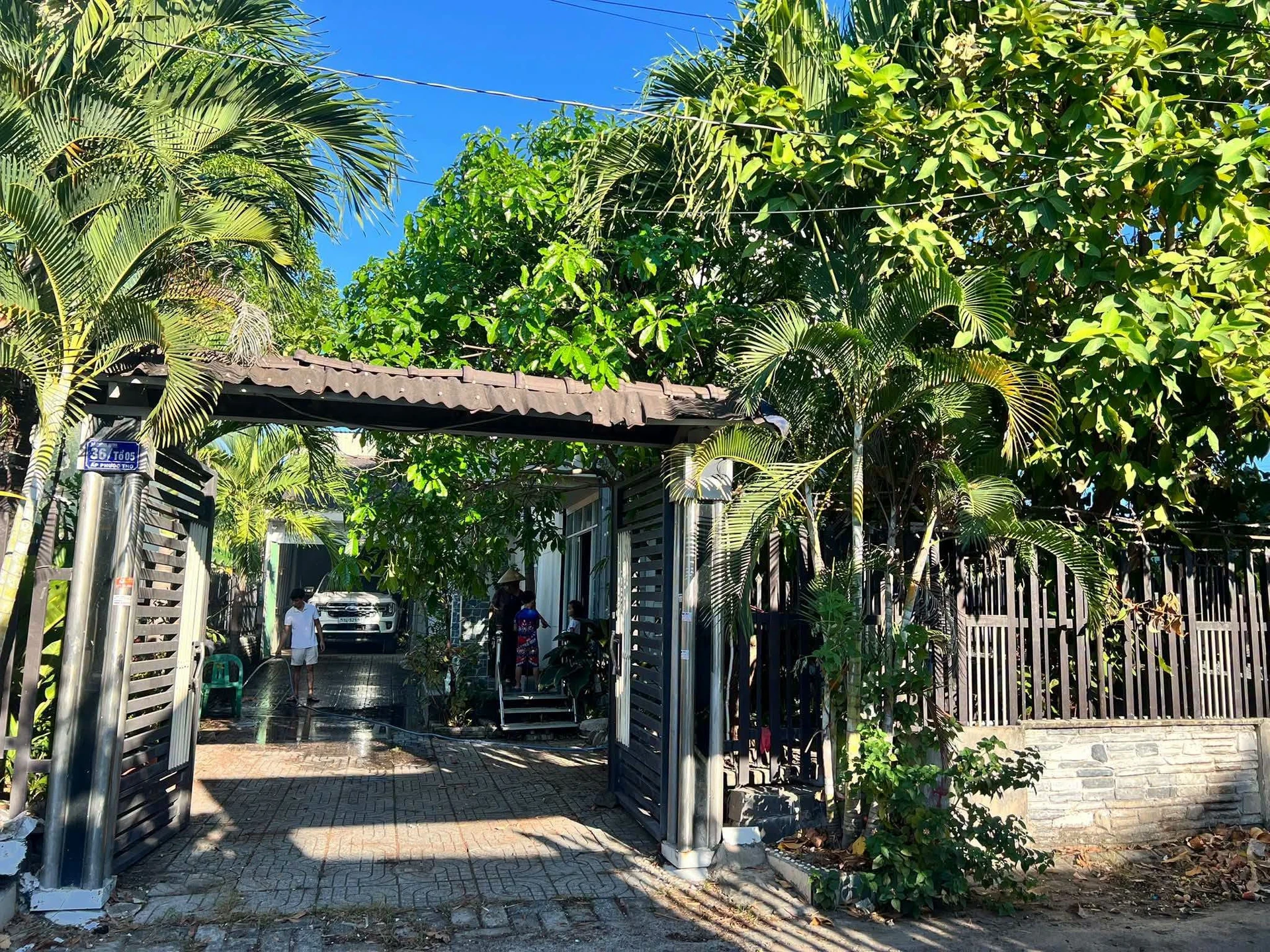 Bán nhà vườn Long Hải 250m² gần chợ, sân vườn rộng - Ảnh 1