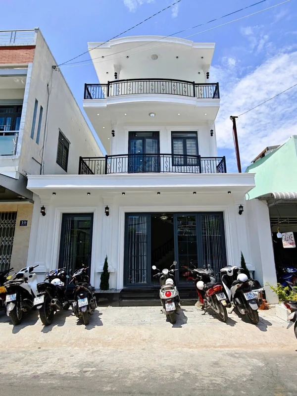 Bán nhà mặt tiền Thành Thái, Rạch Giá 164m², 4PN 5.49 tỷ