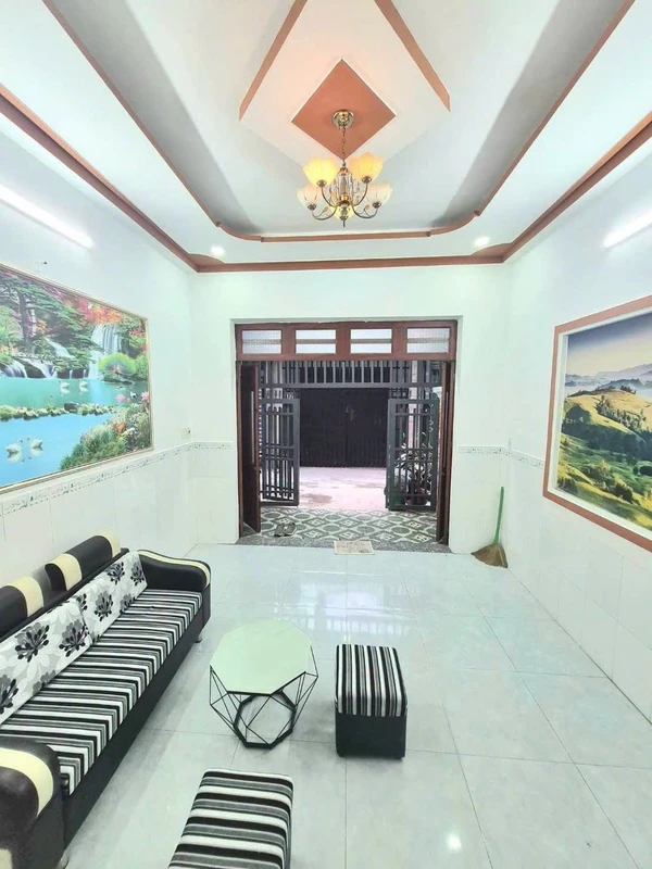 Bán nhà 1 lầu 1 trệt 44m2, 2 PN, Bình Chuẩn, Bình Dương