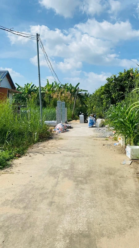 Bán đất 99,9m2 ngang 5m tại xã Phú Nhuận, TP Bến Tre giá 230 triệu
