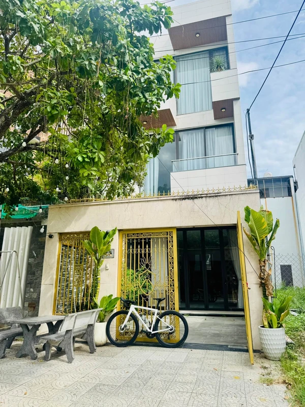 Bán nhà 3 tầng 100 m2 mặt tiền Giang Châu 3 Đà Nẵng