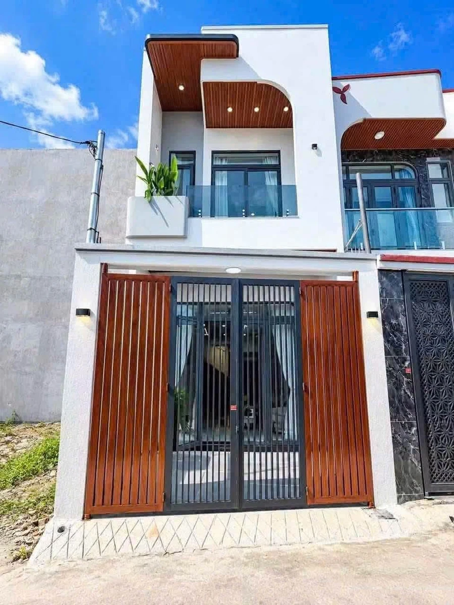 Bán nhà thiết kế hiện đại 4,2x15m hẻm xe hơi KP3 Trảng Dài, Biên Hòa - Ảnh thu nhỏ 2