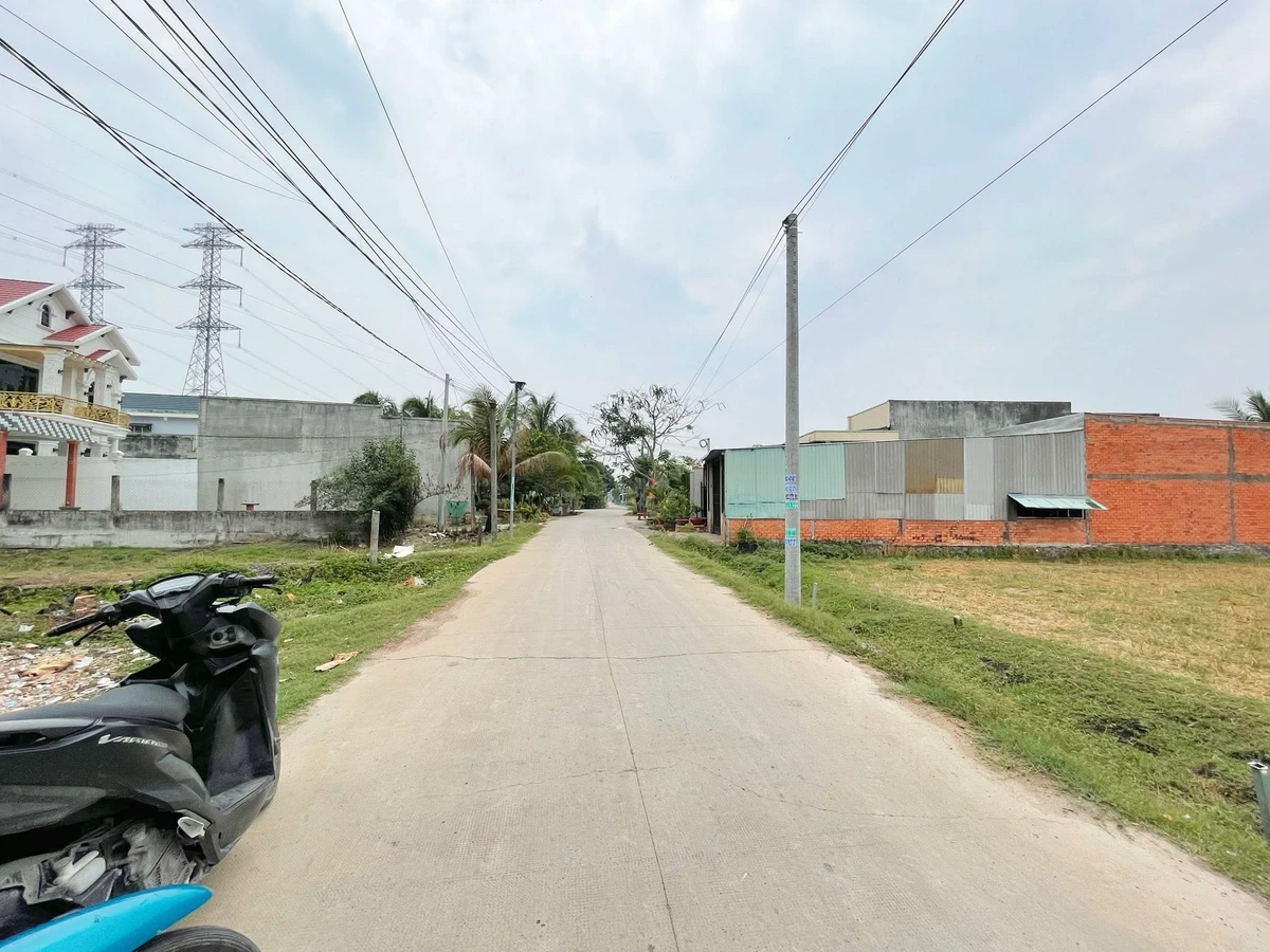 Bán lô đất 340m² Hóc Môn, giá 2 tỷ 700 triệu - Ảnh 1