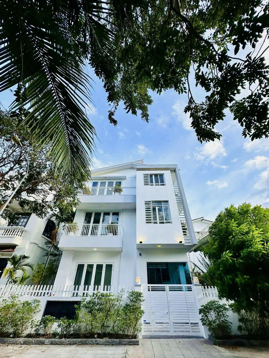 Bán biệt thự 4 phòng ngủ 180m2 Khu An Viên Nha Trang 24 tỷ - Ảnh 1