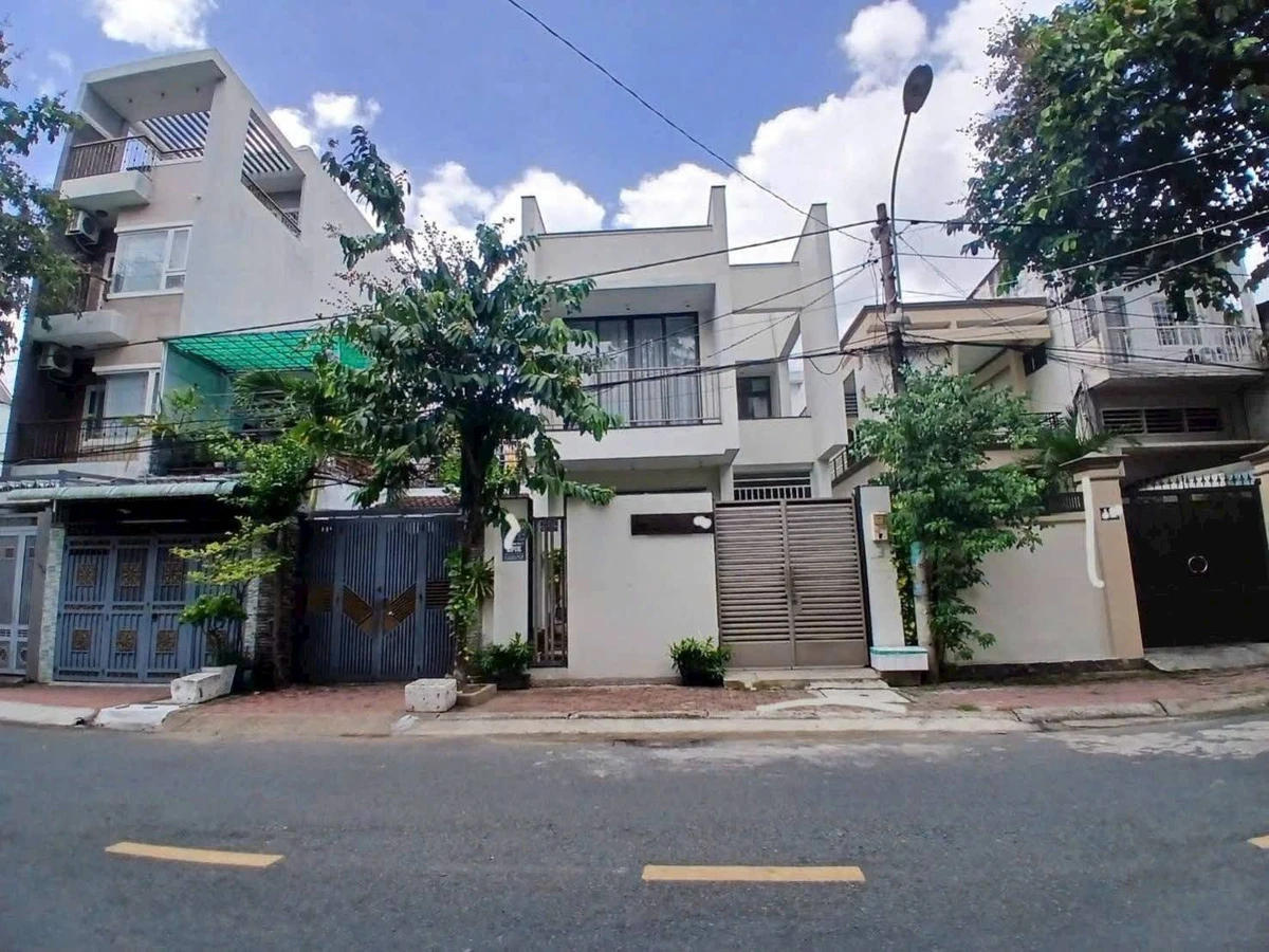 Bán nhà mặt tiền 2 tầng 6x22m đường Nguyễn Công Trứ, khu Kiến Thiết, Hiệp Phú, Thủ Đức - Ảnh thu nhỏ 2