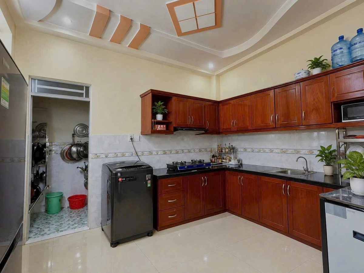 Bán nhà 3 tầng 4PN 3WC 36m² đường Mễ Cốc Q8 - Ảnh thu nhỏ 2