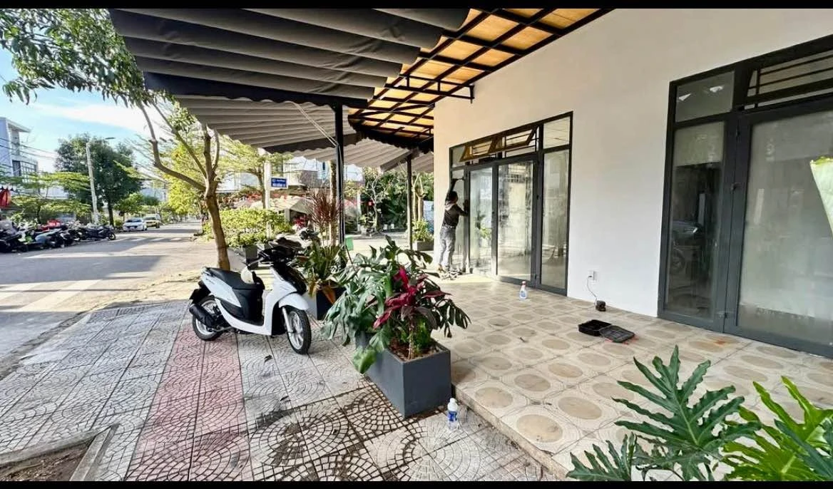 Bán nhà 3 tầng góc 2MT 167m² Nam Hòa Xuân 10 tỷ - Ảnh thu nhỏ 3
