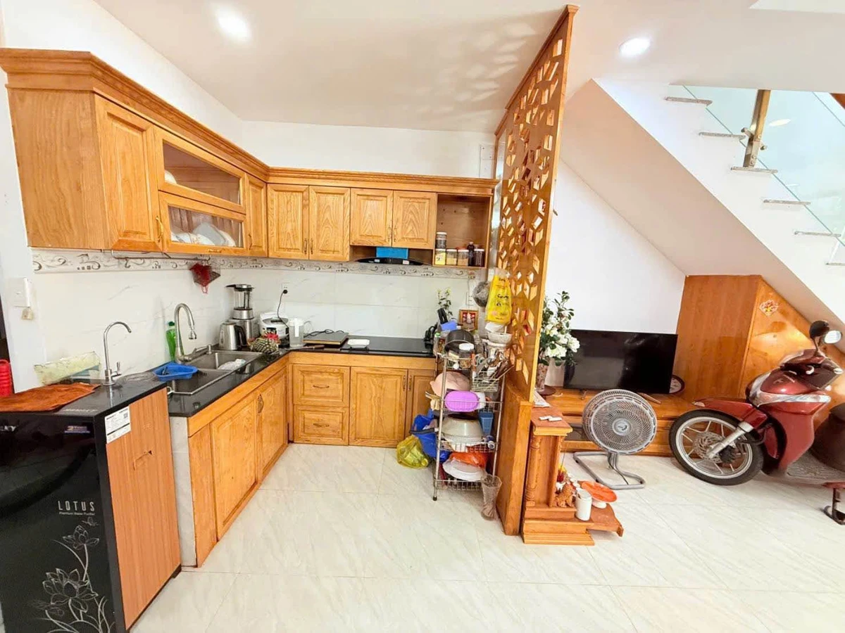 Bán nhà 3 lầu 42m² Kỳ Côn, P.4, Vũng Tàu, 4.8 tỷ - Ảnh thu nhỏ 5