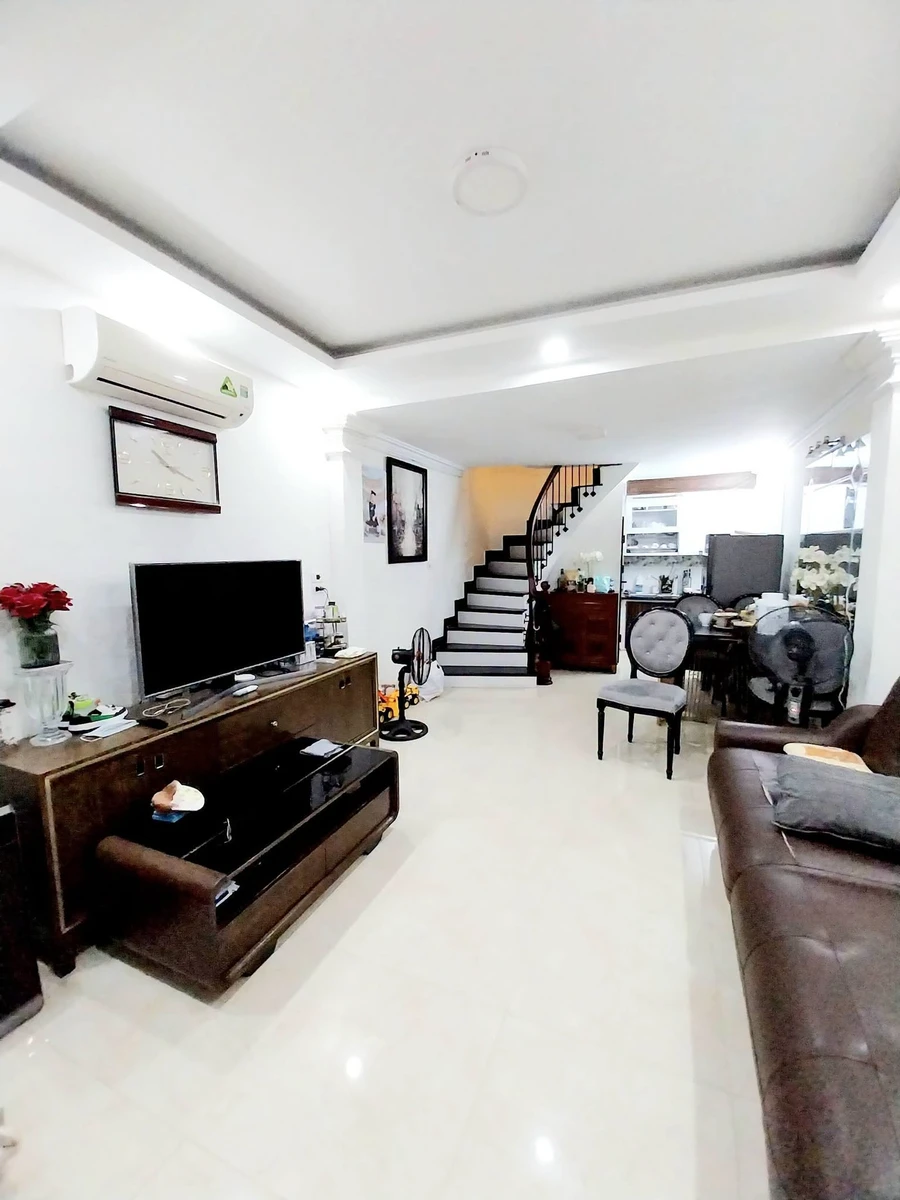 Bán nhà 2 tầng phố Thiên Lôi 35m² 1,9 tỷ - Ảnh thu nhỏ 3