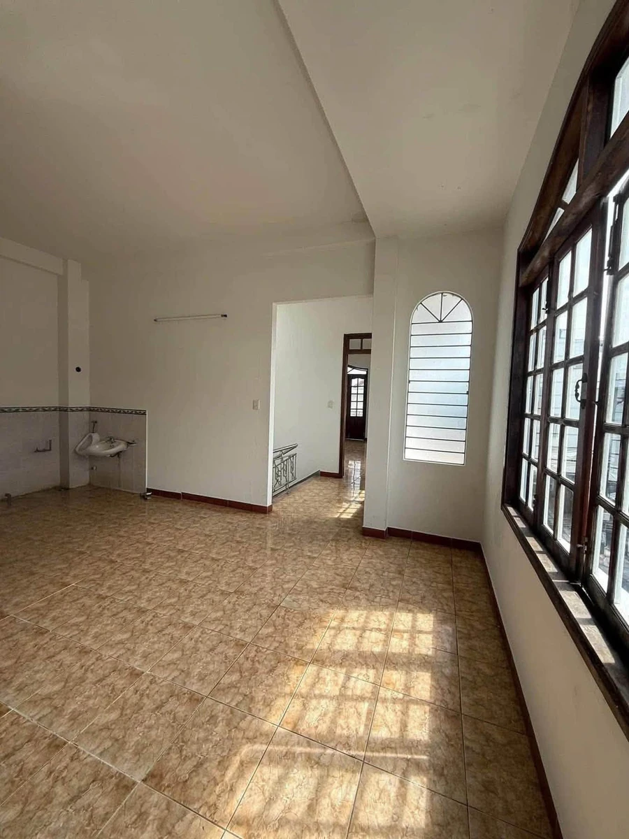 Bán nhà 3 tầng góc 2 mặt tiền 83,6 m² Bình Hoà - Ảnh thu nhỏ 4