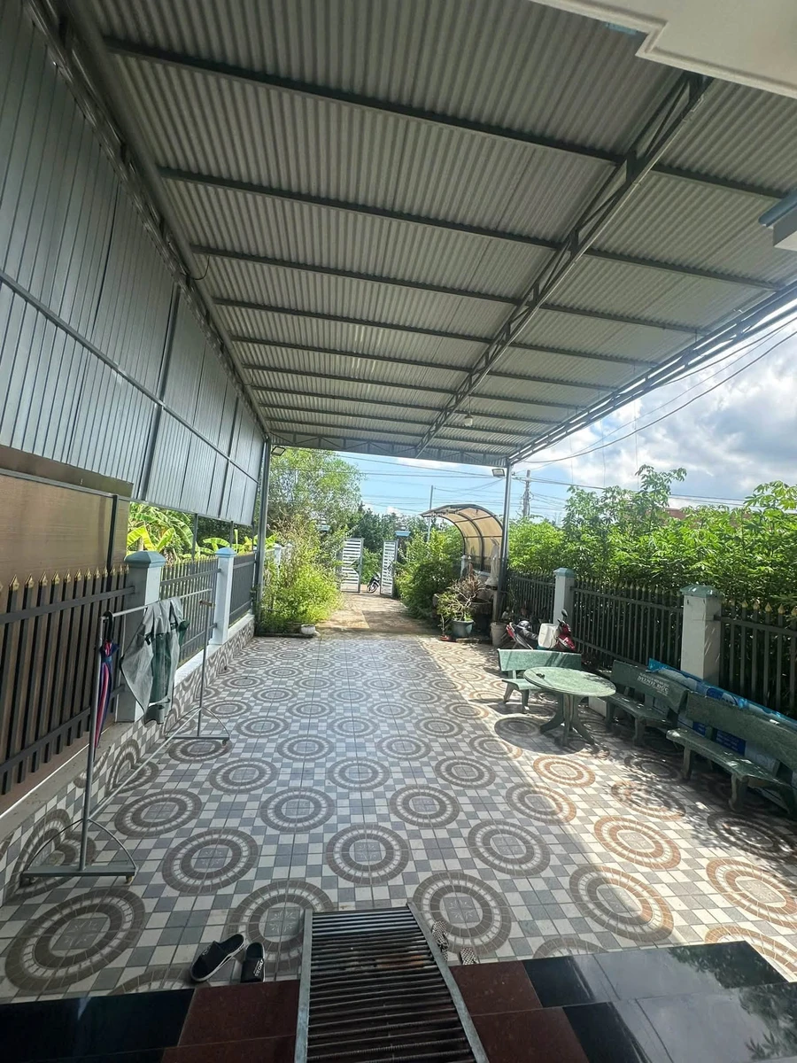 Bán nhà đất xây dựng hoàn chỉnh 386m² giá 1,9 tỷ - Ảnh 1
