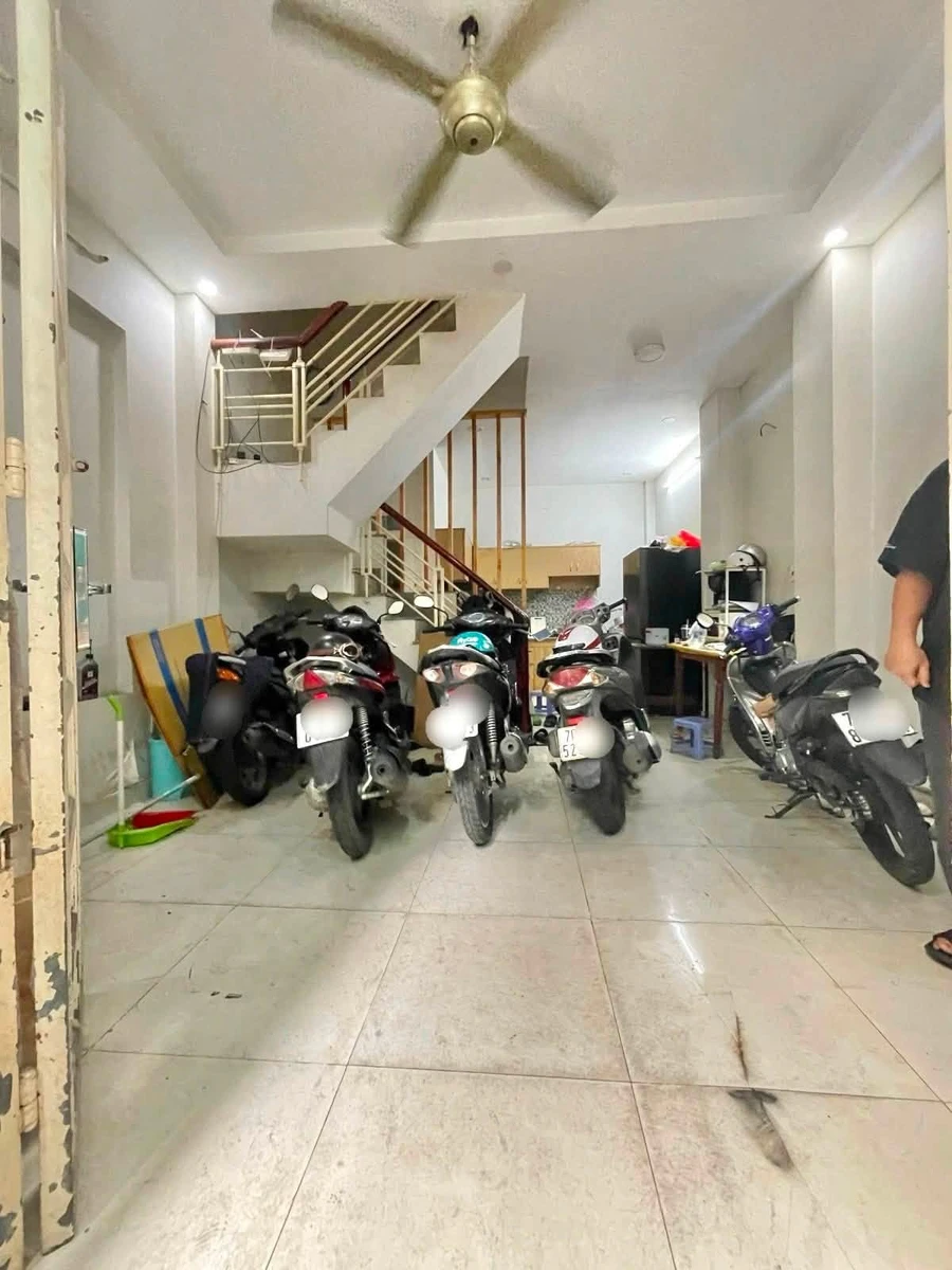 Bán nhà hẻm thông 4 tầng 35m2 đường Nguyễn Tiểu La, Quận 10 giá 5,1 tỷ - Ảnh 1