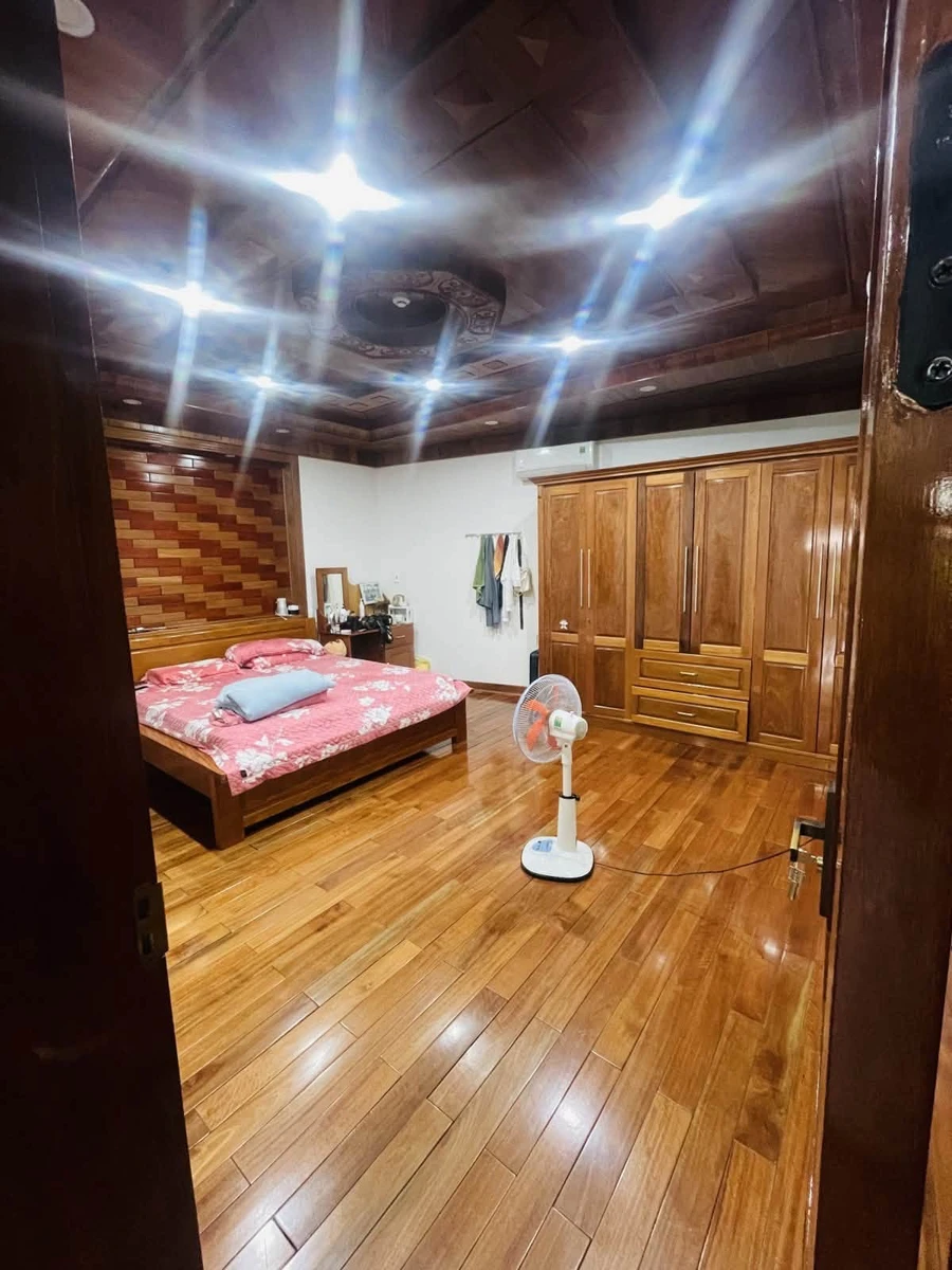 Bán nhà 5PN 193m² Hội An, 7 tỷ, ngang 10m, sân rộng - Ảnh thu nhỏ 2