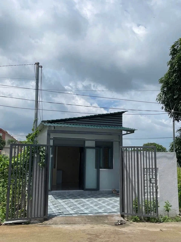 Bán nhà mới 2 tầng 60m² nội thất cao cấp Hải Châu ngatubayhien