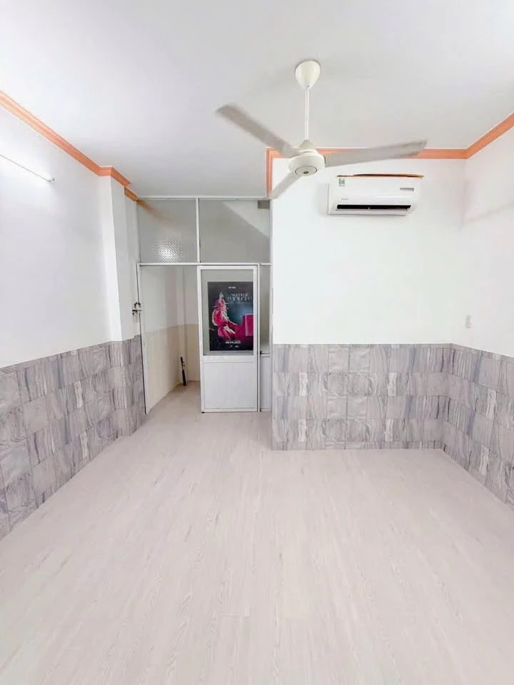 Bán nhà 1 trệt 2 lầu mặt tiền Đề Thám Cần Thơ 26m2 - Ảnh thu nhỏ 3