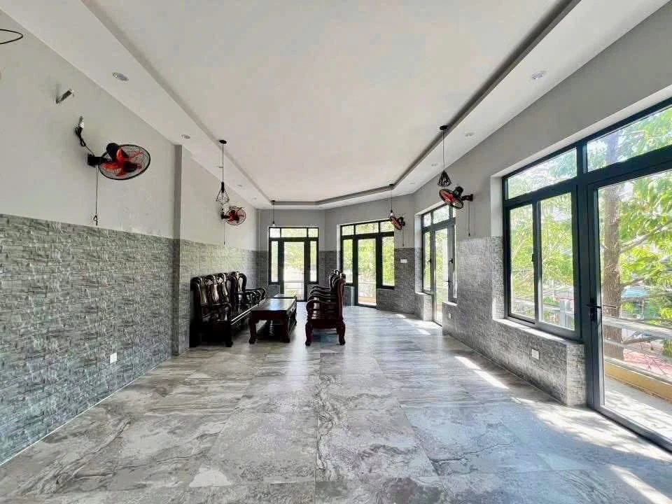 Bán nhà lầu lô góc 97m2 mặt bằng kinh doanh Phan Thiết - Ảnh thu nhỏ 5
