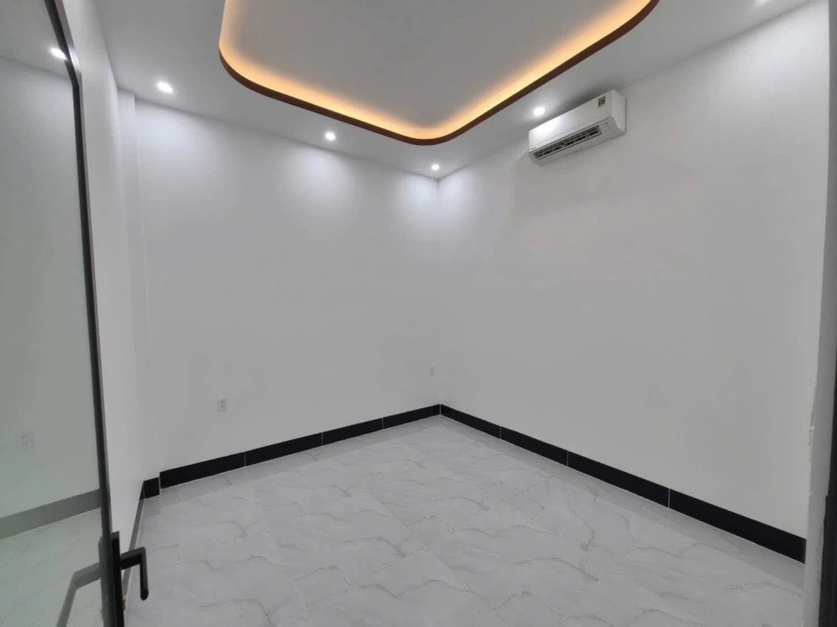 Bán nhà hẻm Huỳnh Tấn Phát 100m² 2PN 1 tỷ 750 triệu Rạch Giá - Ảnh thu nhỏ 5