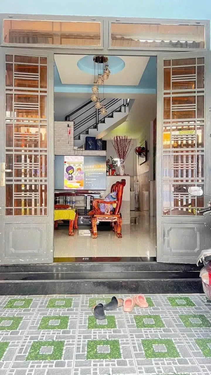 Bán nhà 1 trệt 1 lầu 53m² Dĩ An Bình Dương 1 tỷ 900 - Ảnh 1