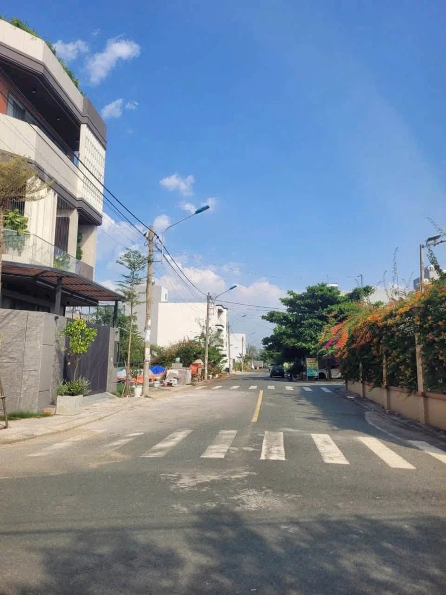 Bán đất lô góc 2 mặt tiền 88,8m2 KDC Long Thuận Villa, Quận 9, giá 5,19 tỷ - Ảnh thu nhỏ 2